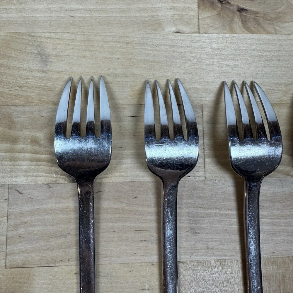 4 - Fork Zena (Stainless) by Mikasa 7 3/4